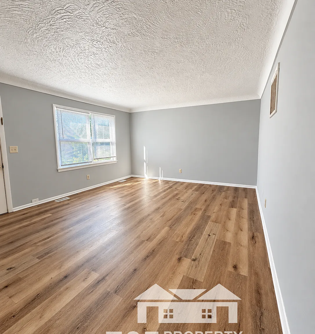 2 bed, 900 sqft, $850 — Photo 3