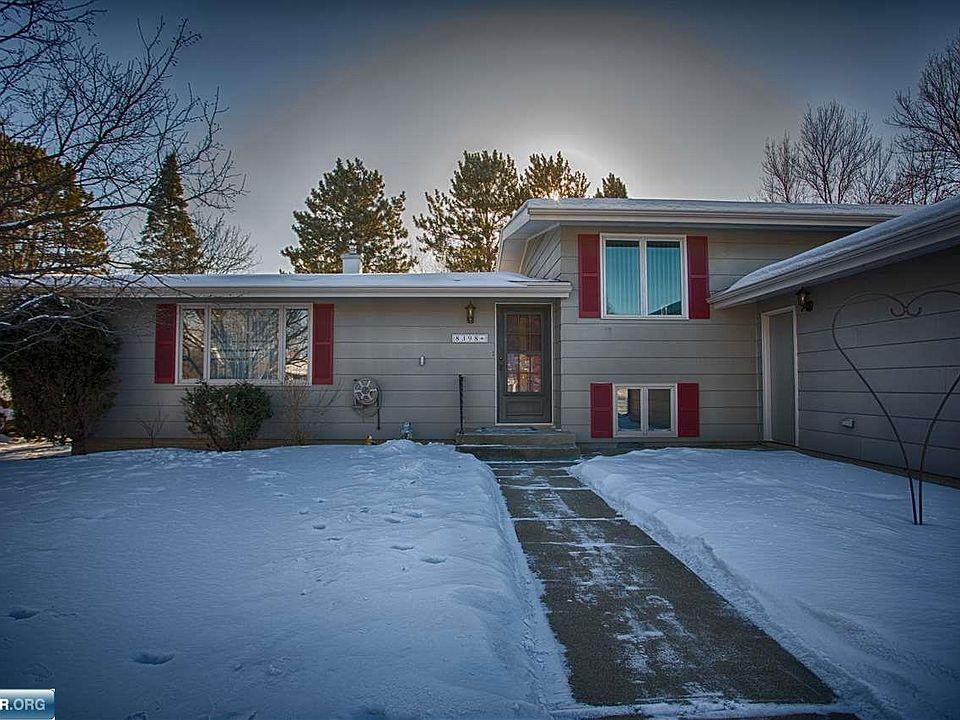 1st image of 8398 Tamarack Dr