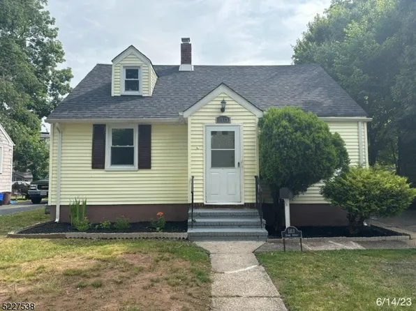 1113 Stone St, Rahway City, NJ 07065