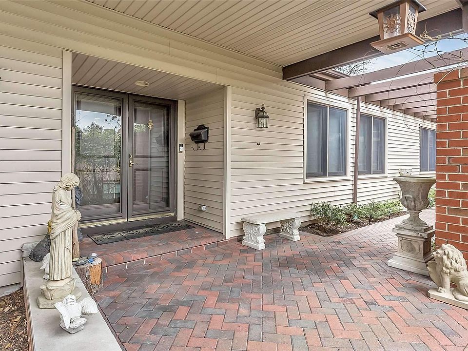 1st image of 114 Dove Hill Drive #114