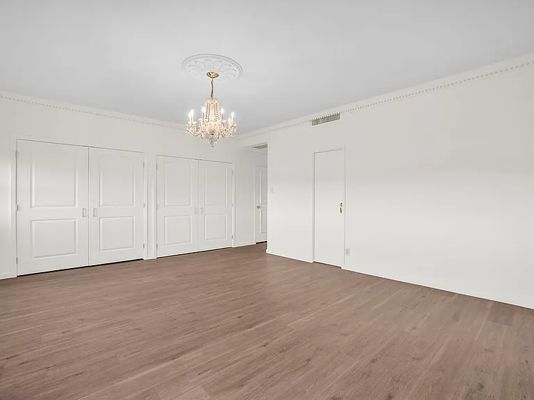 6335 W Northwest Hwy #411 — Photo 25
