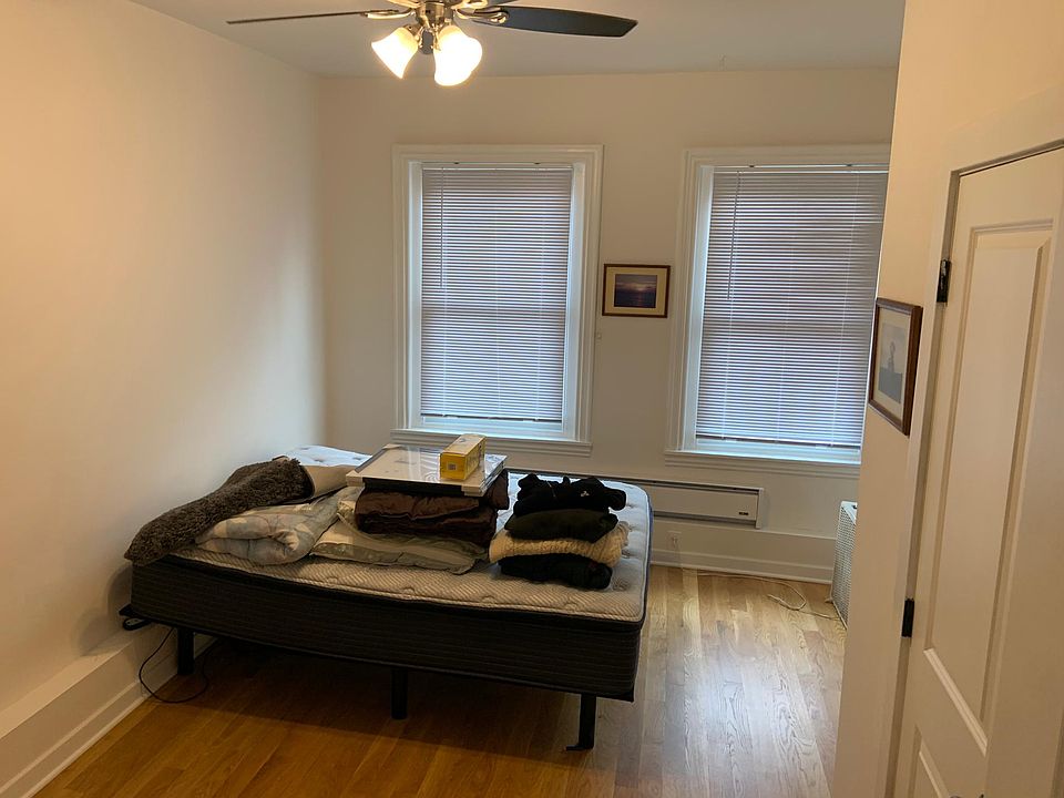 2nd image of 15 W Court St Floor 2