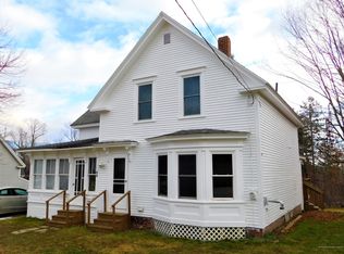 94 Main St, Dexter, ME 04930