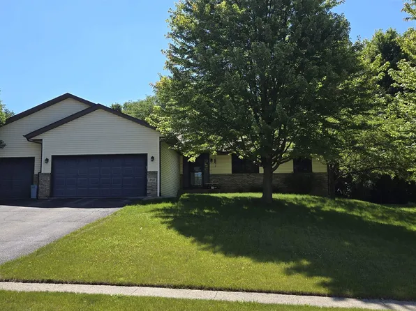 3192 Tuggle Dr, Cherry Valley, IL 61016