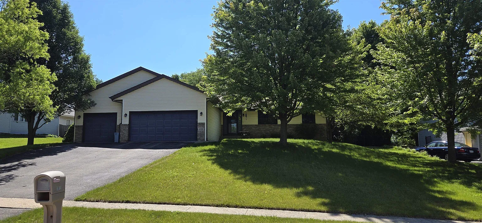 3192 Tuggle Dr photo 1