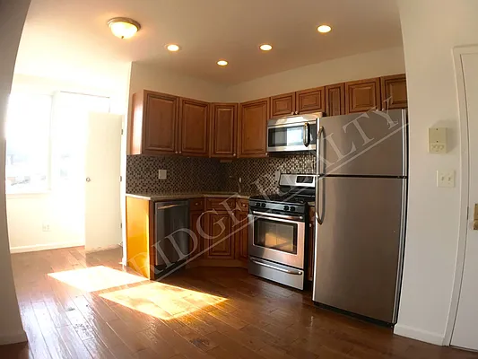 Rented by Bridge Realty | media 42