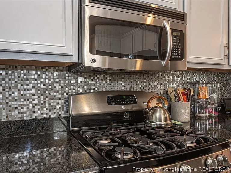 3021 Bankhead Dr — Photo 18