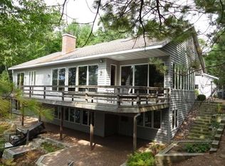 7215 N Shore Dr #N, Lake Tomahawk, WI 54539