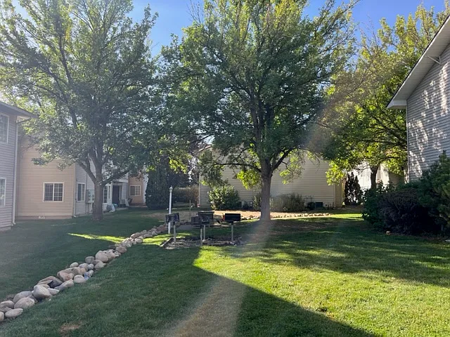 3260 N Lakegrove Ln #201 — Photo 2