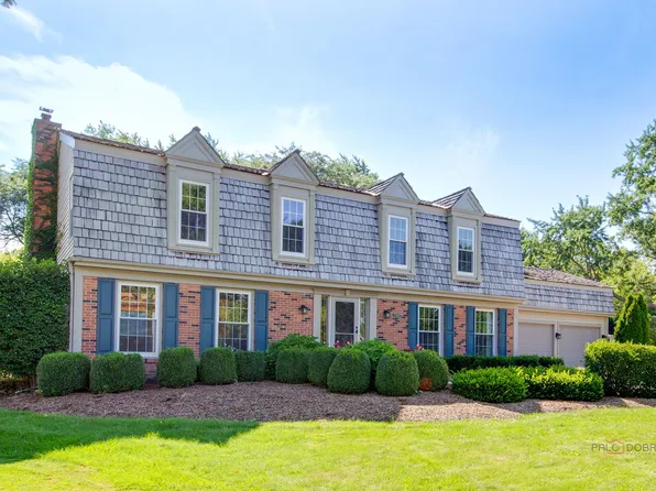 490 Red Barn Ln, Barrington, IL 60010