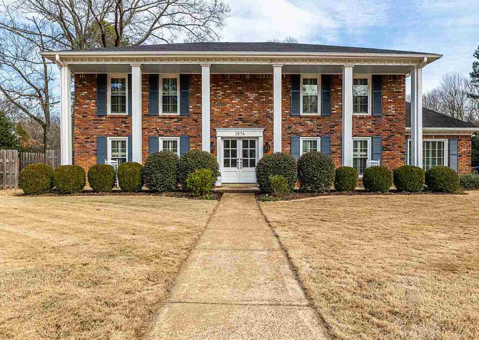 1st image of 2576 Overlook Dr