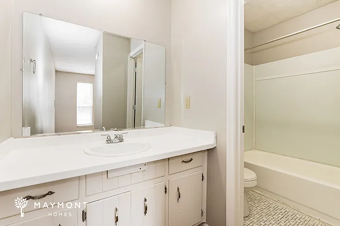 4235 Cap Chat St — Photo 12