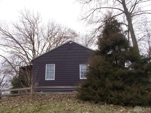 1130 S Shawnee Dr, Greenville, OH 45331