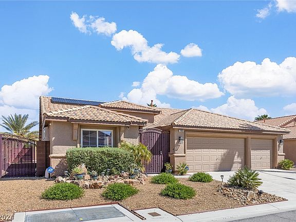 4th image of 7488 Comanche Canyon Ave