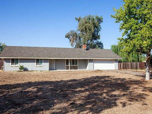 3rd image of 26066 Wayside Dr