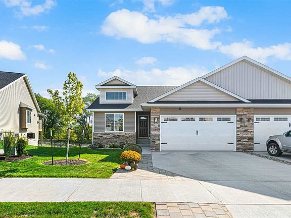 2nd image of 622 Creekside Dr