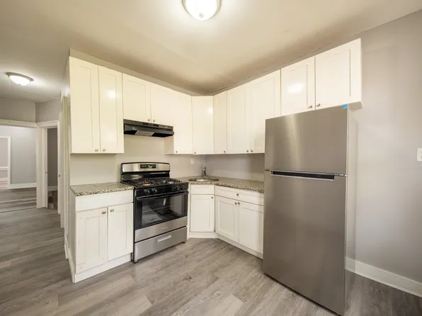 150 Van Nostrand Avenue image 15 of 16