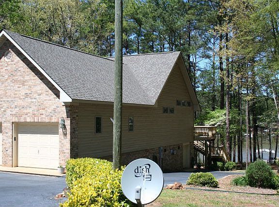 3rd image of 1897 Ponderosa Dr