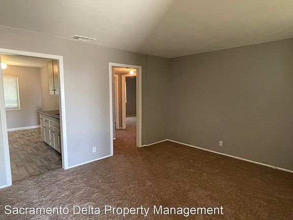 4th image of 4090 C St