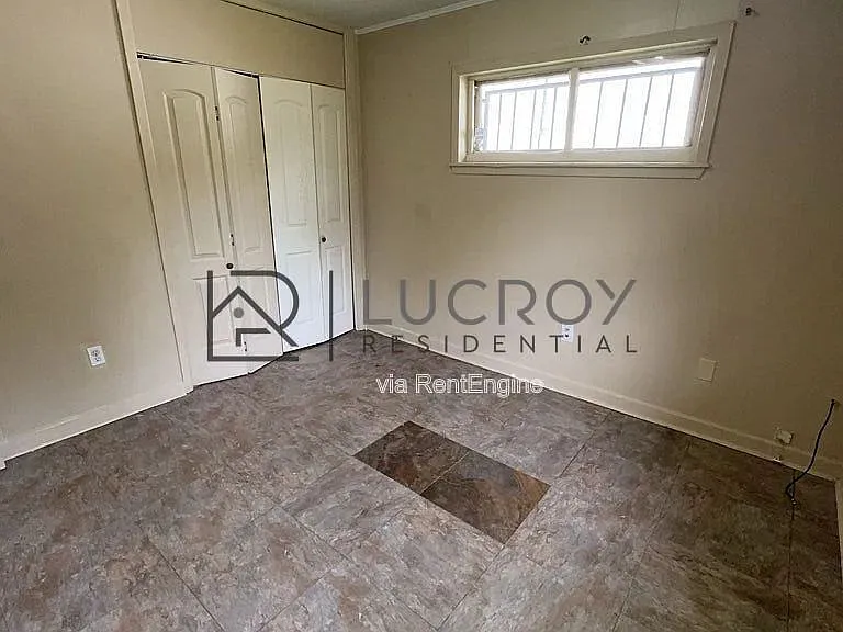 6521 Lyndon B Johnson Dr — Photo 6