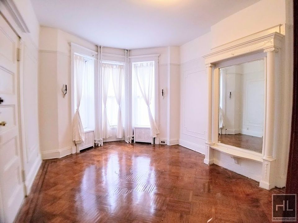 1st image of 162 Underhill Ave #1