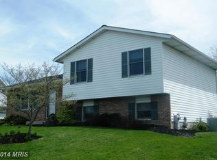 43 Falling Leaf Ct, Westminster, MD 21157