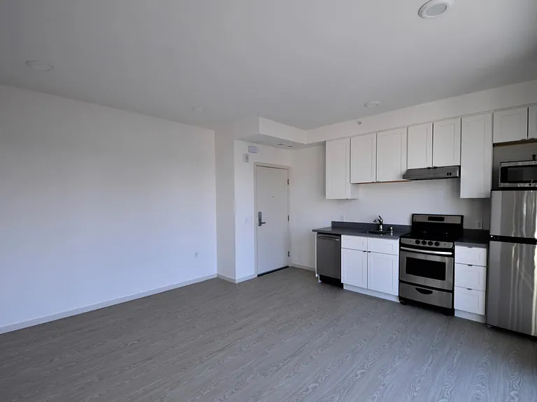 1335 Folsom — Photo 21