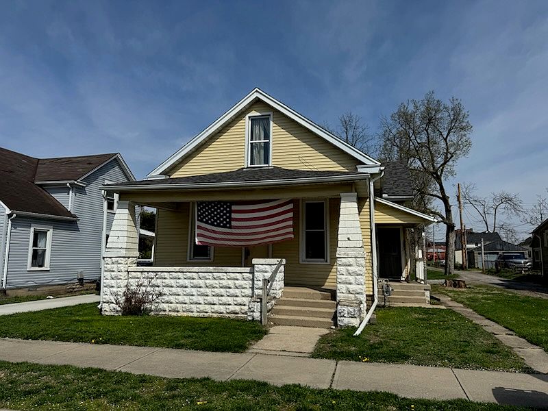 1st image of 821 McKaig Ave