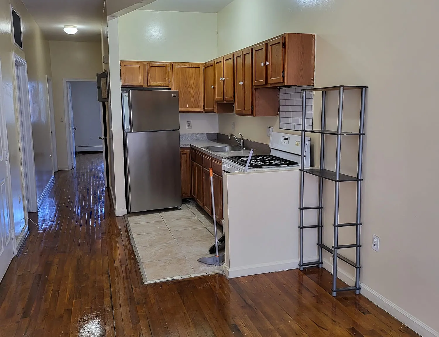 873 Elsmere Place — Photo 1