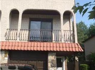 61 Goller Pl, Staten Island, NY 10314