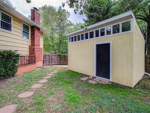 NICE STORAGE SHED WITH ELECTRICITY
