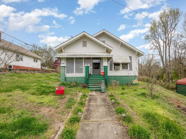 229 Fairbanks St, Jonesville, SC 29353