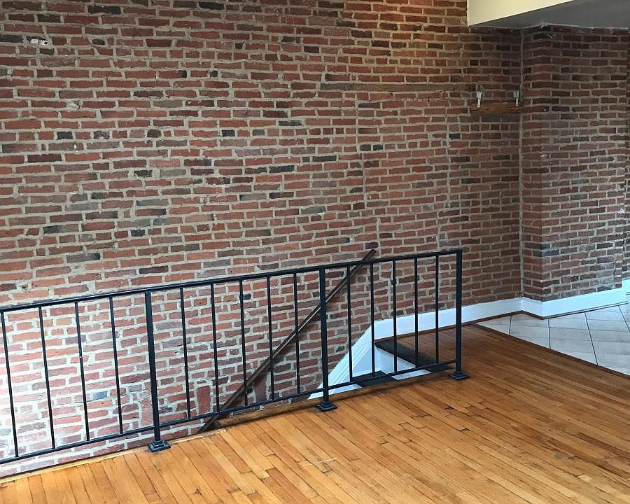 Expose brick walls
