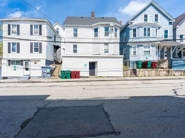 716 Lawrence St, Lowell, MA 01852
