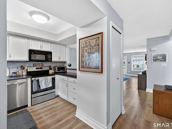 4th image of 508 Spring Meadow Road #508