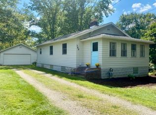 769 Ewart Rd, Akron, OH 44312