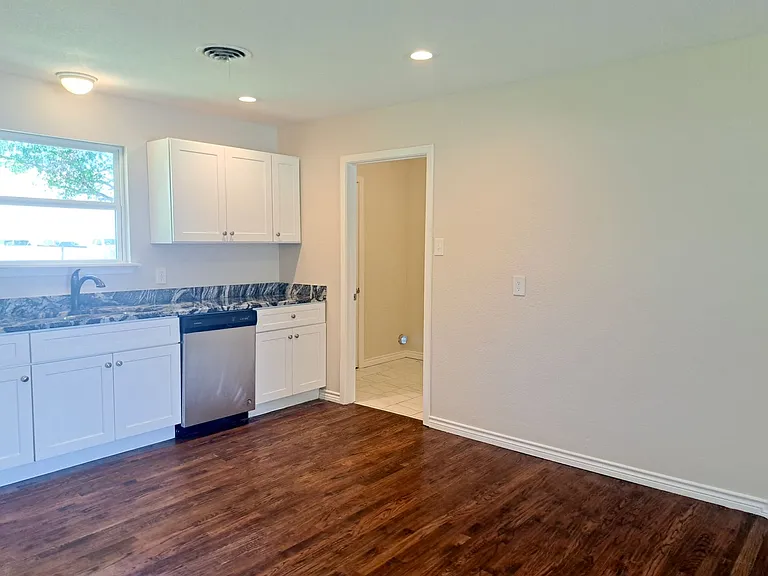 59042 William Brewster Dr — Photo 6