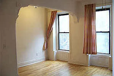 Rented by Urban View Realty