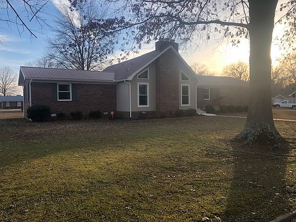 3rd image of 115 Woodvale Dr