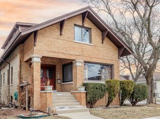 4856 N Kildare Ave, Chicago, IL 60630