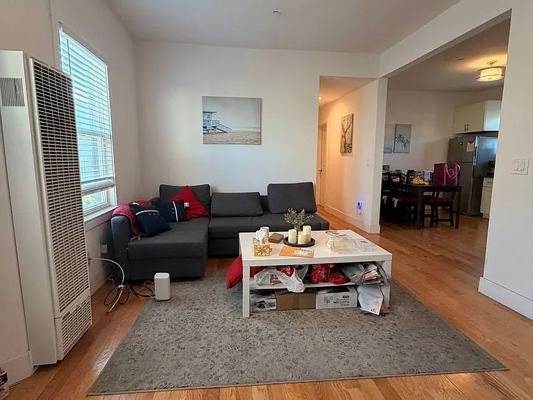 1628 Tyler St #A — Photo 2