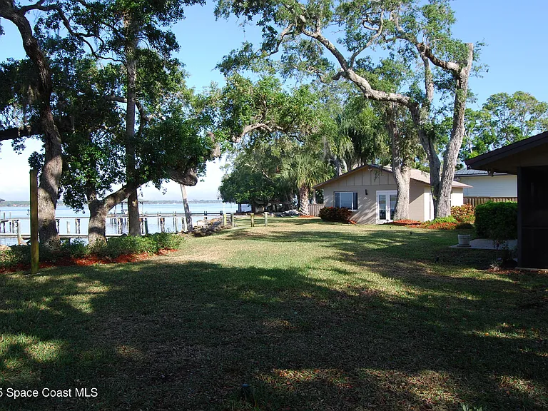 4285 Randon Ln — Photo 3