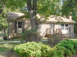 118 Valley Forge Ln, Kernersville, NC 27284
