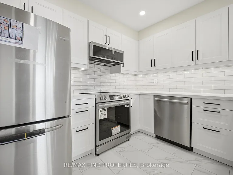 75 Harris Blvd — Photo 8