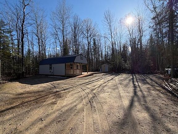 2nd image of 33489 Munson Rd