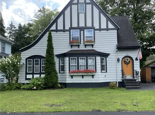 102 E Cheltenham Rd, Syracuse, NY 13205