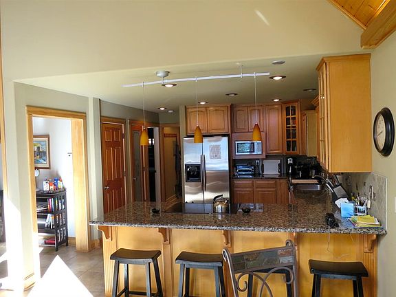 5th image of 544 Peninsula Dr