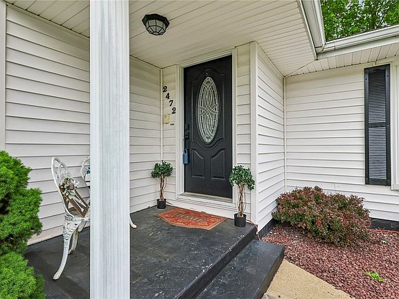 4th image of 2472 Willowhurst Cir