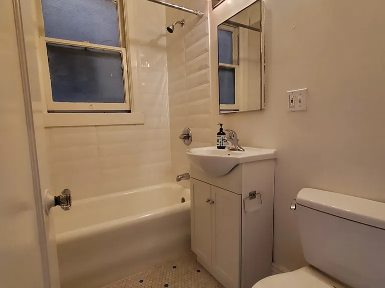 2100 Fell St #9 — Photo 21