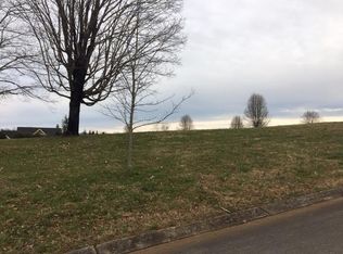 1422 Brookemeade Ave, Maryville, TN 37804